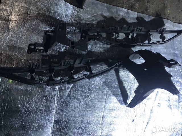 Кронштейн переднего крыла бмв X5 E70 BMW лев прав