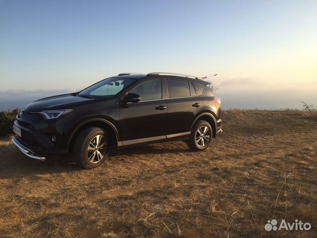 Аренда авто RAV 4 с водителем Аренда авто RAV 4 с водителем