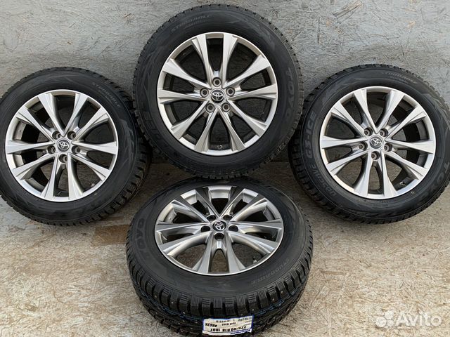 Оригинальные колеса на Toyota RAV4 R18 зима Оригинальные колеса на Toyota RAV4 R18 зима
