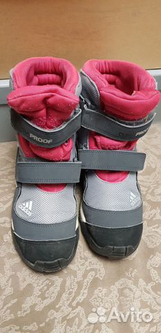 Зимние ботинки adidas р.33 Зимние ботинки adidas р.33