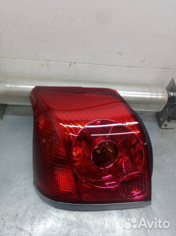 Фонарь задний левый Toyota Avensis 2 2003-2008 Фонарь задний левый Toyota Avensis 2 2003-2008