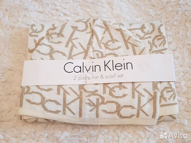 Шапочка и шарф Calvin Klein новая Шапочка и шарф Calvin Klein новая