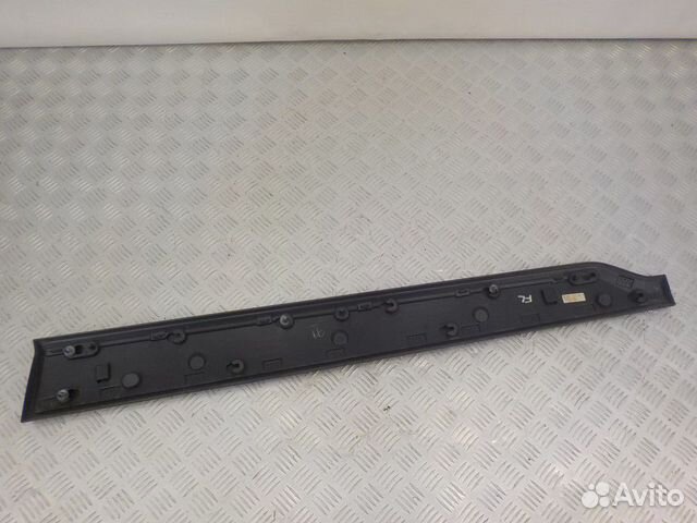 Накладка двери передней левой Volvo XC90