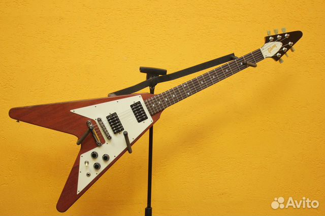 Gibson Flying V Faded 2005 + Подарки Gibson Flying V Faded 2005 + Подарки