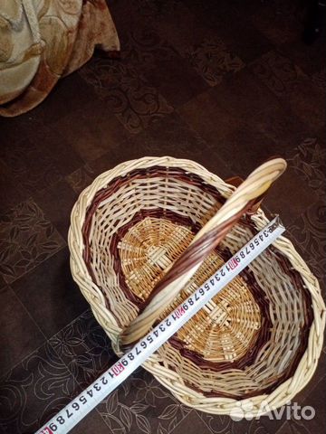 Корзина из ивового прута овальная Корзина из ивового прута овальная