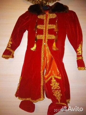 Новогодний костюм царевича размер 30 (110см) Новогодний костюм царевича размер 30 (110см)