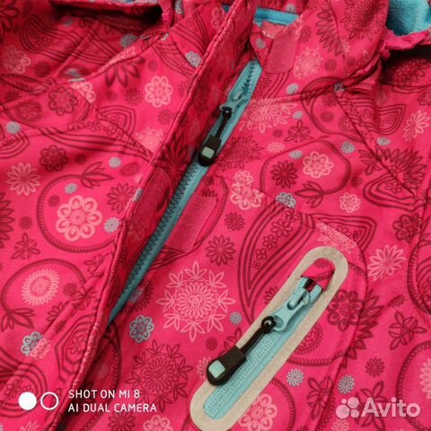 Ветровка для девочки 6-8 лет Ветровка для девочки 6-8 лет