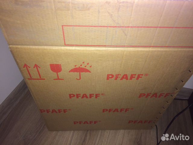 Швейная машинка Pfaff 0953-517 /970 германия Швейная машинка Pfaff 0953-517 /970 германия