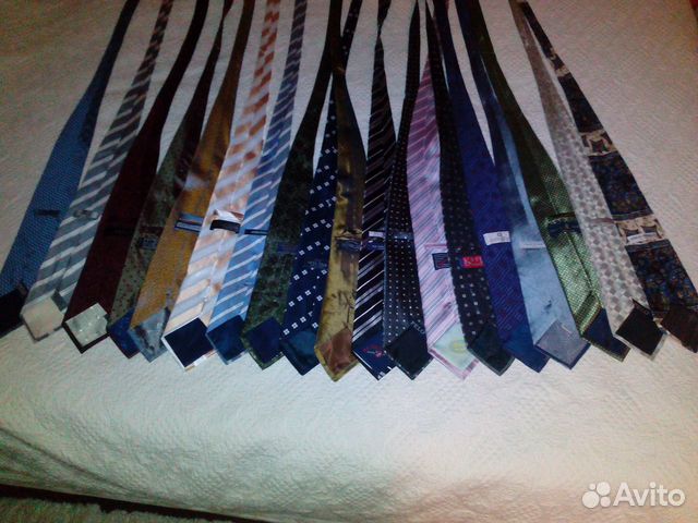 Коллекция брендовых галстуков