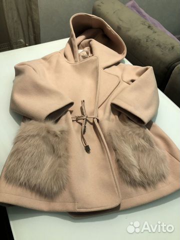 Пальто с натуральным мехом в стиле max mara Пальто с натуральным мехом в стиле max mara