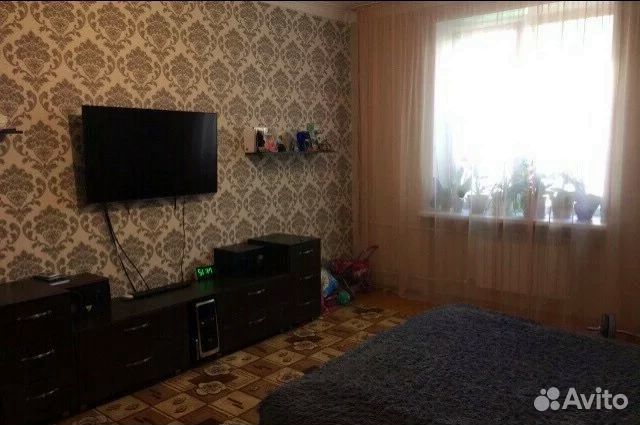 1-к квартира, 42 м², 2/3 эт.