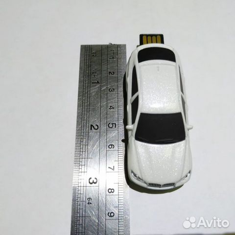 Флешка в виде автомобиля BMW