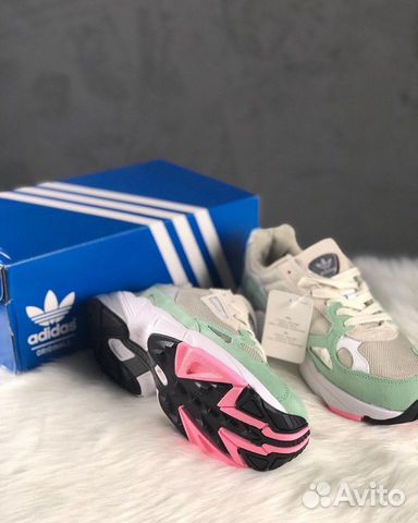 Кроссовки Adidas Falcon Кроссовки Adidas Falcon