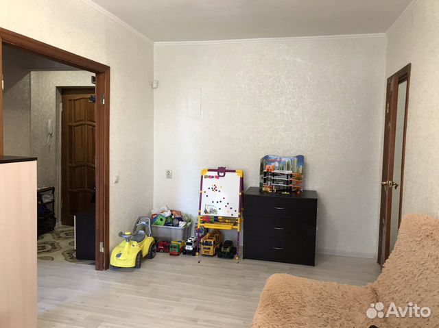 2-к квартира, 42 м², 3/5 эт. 2-к квартира, 42 м², 3/5 эт.