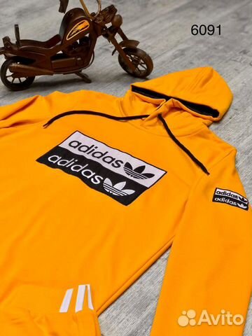 Спортивный костюм Adidas трикотажный Спортивный костюм Adidas трикотажный