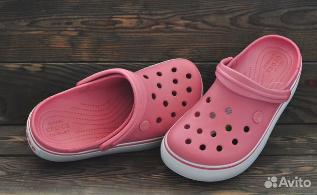 crocs platform pink