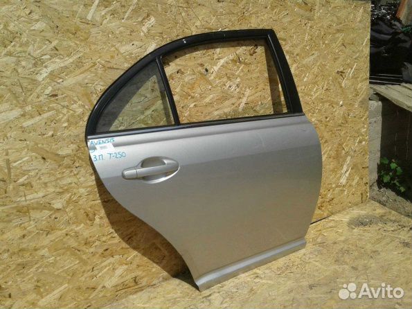 Дверь задняя правая Toyota Avensis 2003-2009 Дверь задняя правая Toyota Avensis 2003-2009