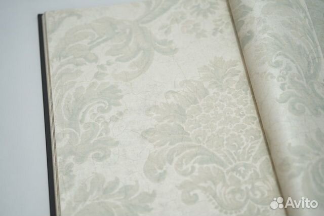 Обои белые с рисунком из США Обои белые с рисунком из США