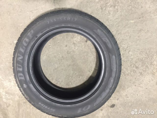Шина Dunlop 235/55/R17 Шина Dunlop 235/55/R17
