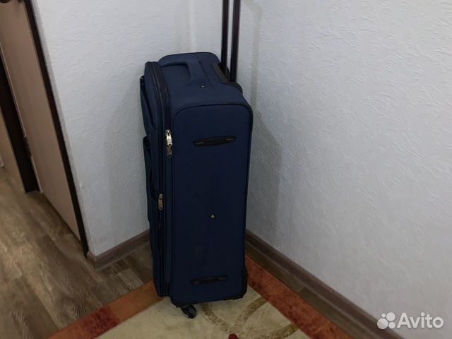 Чемодан на колесах Чемодан на колесах