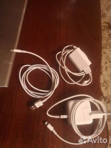 Зарядное устройство для iPhone, iPad, MacBook,AirP Зарядное устройство для iPhone, iPad, MacBook,AirP
