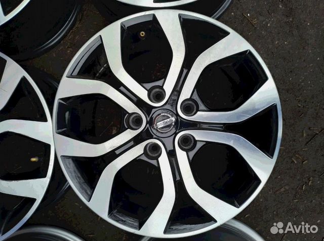 Диски новые оригинал R16 B на Nissan Terrano