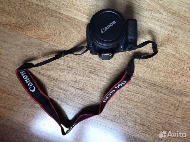 Зеркальный фотоаппарат Canon как новый Зеркальный фотоаппарат Canon как новый