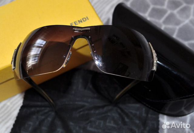 Очки солнечные Fendi. Оригинал. Новые Очки солнечные Fendi. Оригинал. Новые