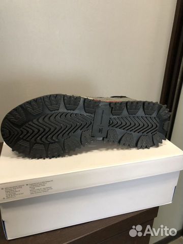 Кроссовки Кроссовки