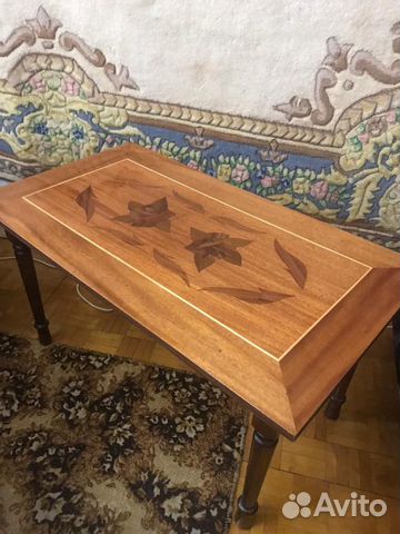 Журнальный стол натуральный шпон с инкрустацией Журнальный стол натуральный шпон с инкрустацией