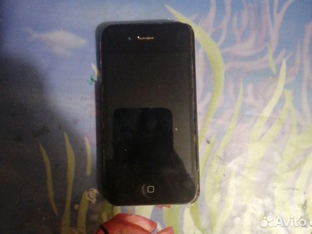Телефон iPhone 4 Телефон iPhone 4