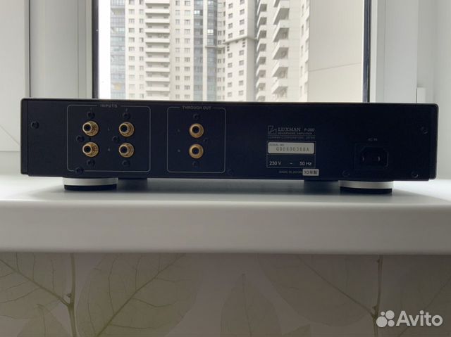 Luxman P-200, усилитель для наушников Luxman P-200, усилитель для наушников
