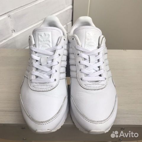 Кроссовки Adidas Кроссовки Adidas