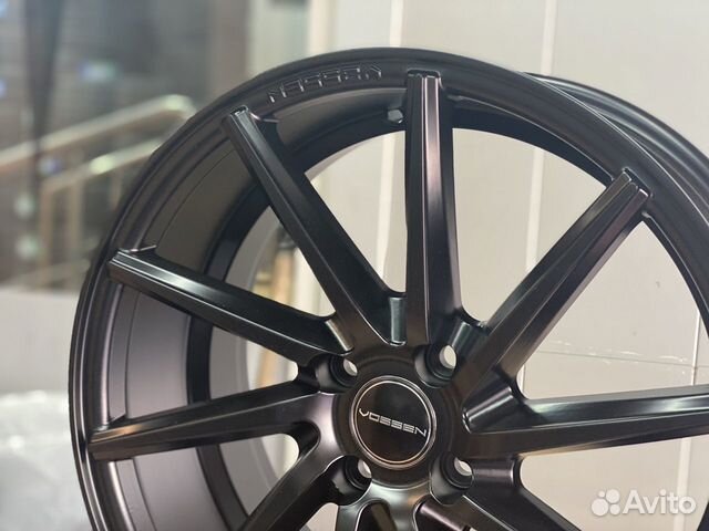 Vossen CVT R18 4-100 черный матовый