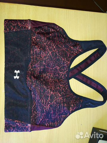 Топ спортивный Under Armour Топ спортивный Under Armour