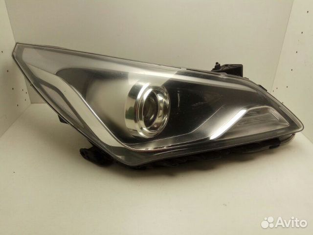 Фара передняя правая Hyundai Solaris 1 2014-2017 Фара передняя правая Hyundai Solaris 1 2014-2017