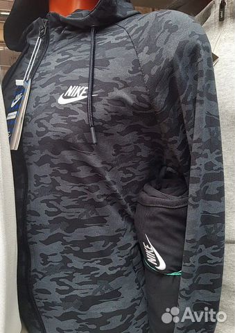 Костюмы спортивные Nike Костюмы спортивные Nike