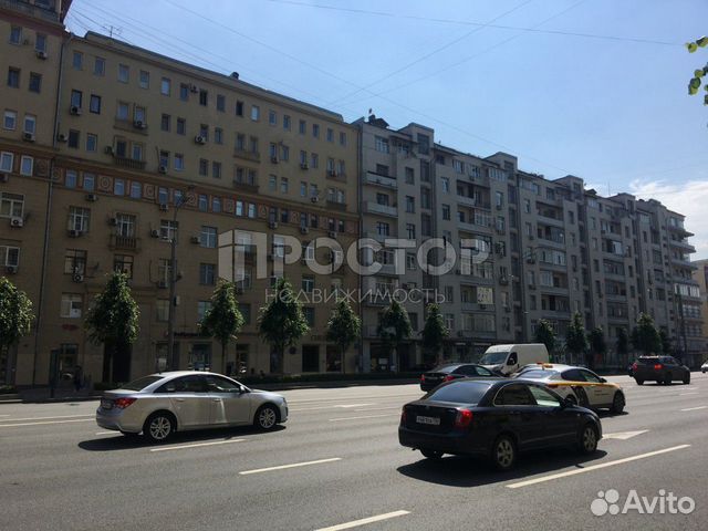 2-к квартира, 58 м², 4/8 эт.