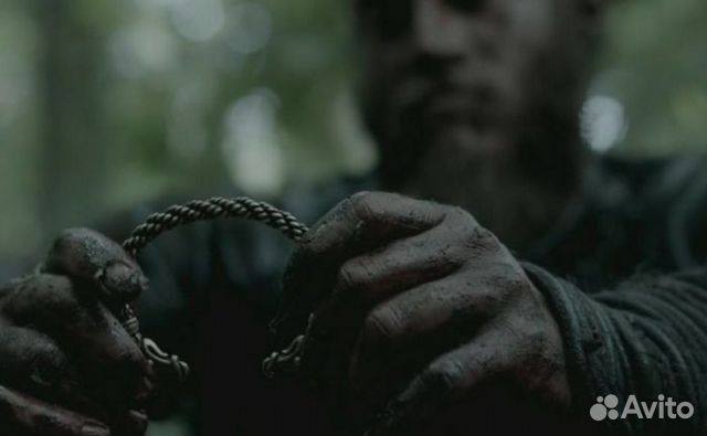 Браслет из сериала 