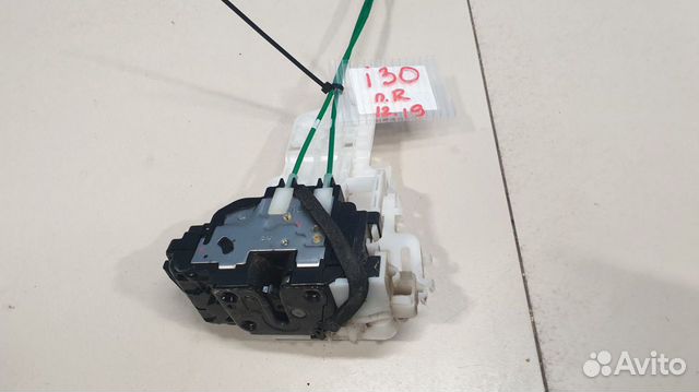 Замок двери передней правой Hyundai i30
