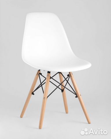 Обеденная группа стол Oslo Round WT, 3 стула Eames Обеденная группа стол Oslo Round WT, 3 стула Eames