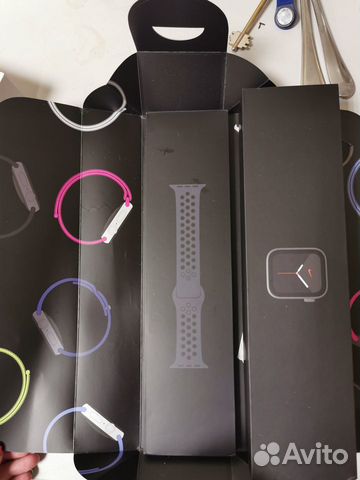 Часы Apple watch 5 series Nike edition 44 мм Часы Apple watch 5 series Nike edition 44 мм