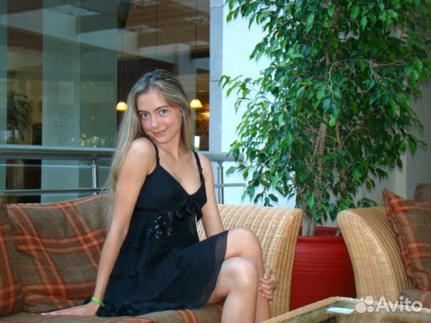 Платье вечернее черное до колен Nelva размер 42 Платье вечернее черное до колен Nelva размер 42