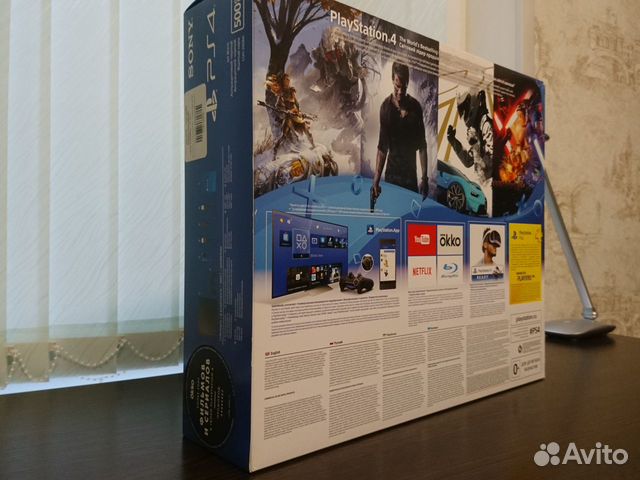 Коробка от PlayStation 4 Slim 500 Гб