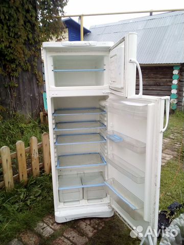 Холодильник двухкамерный 