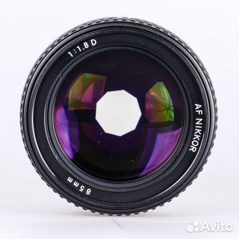 Nikon 85mm f/1.8 D AF Nikkor