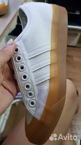 Продаются кеды женские размер Adidas оригинал купи Продаются кеды женские размер Adidas оригинал купи