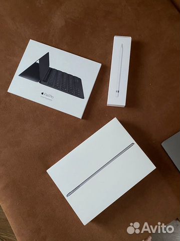 iPad Pro 9.7 32gb WiFi + cellular iPad Pro 9.7 32gb WiFi + cellular