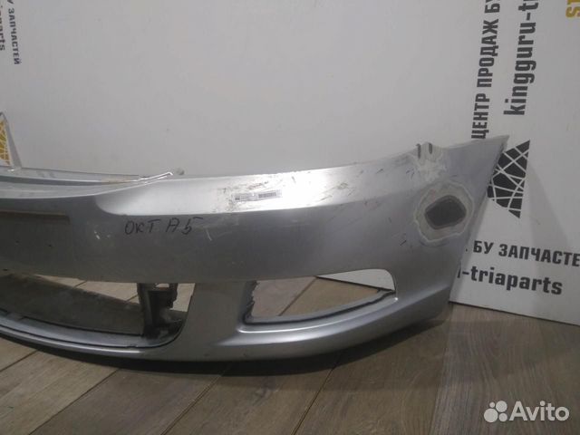 Бампер передний бу Skoda Octavia A5 OEM 1Z0807221M