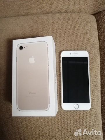 Телефон iPhone 7 Телефон iPhone 7